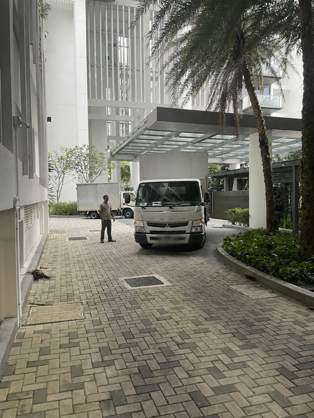 Two large trucks arriving for the main move.