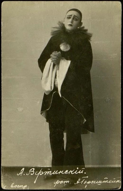 Alexander Vertinsky as Pierrot, photographed in 1916 or 1917